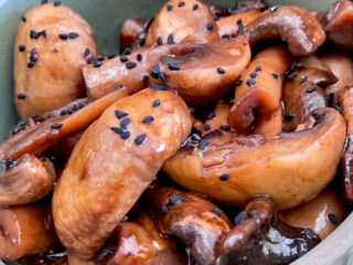 Mushrooms, fresh, fried in teriyaki sauce